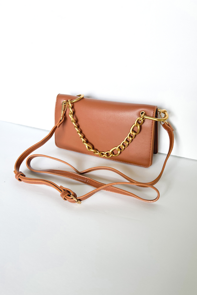 Vanessa Chain Strap Clutch - fab'rik