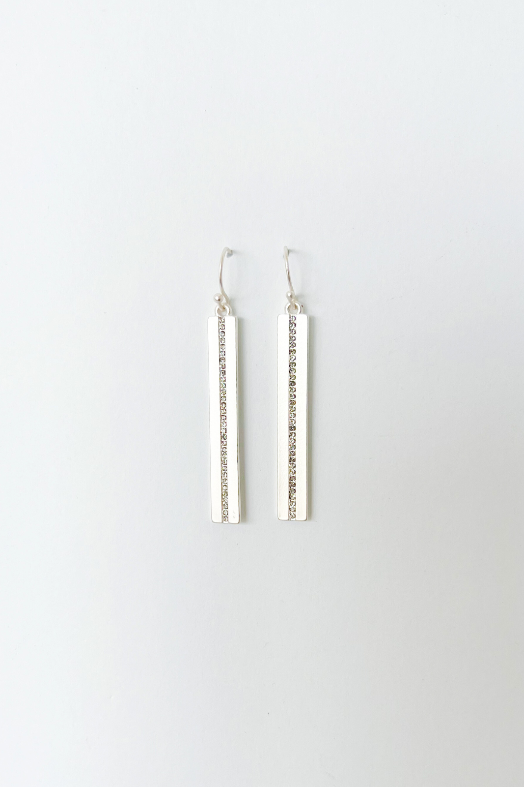 Estelle Rectangle Bar Earrings - fab'rik