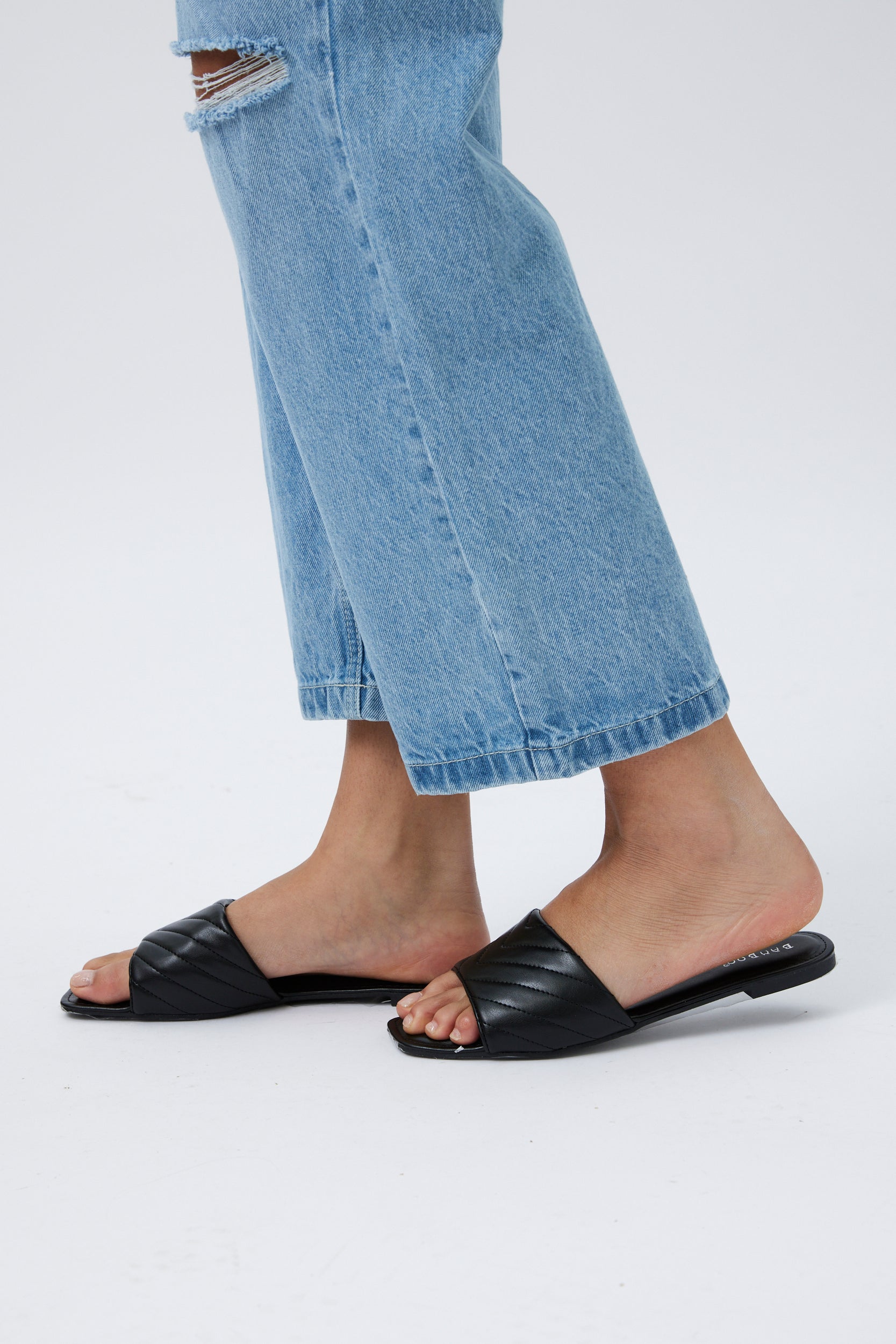 Lilli Flat Slide Sandal - fab'rik