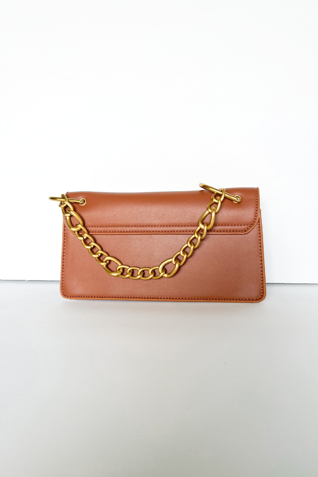 Vanessa Chain Strap Clutch - fab'rik