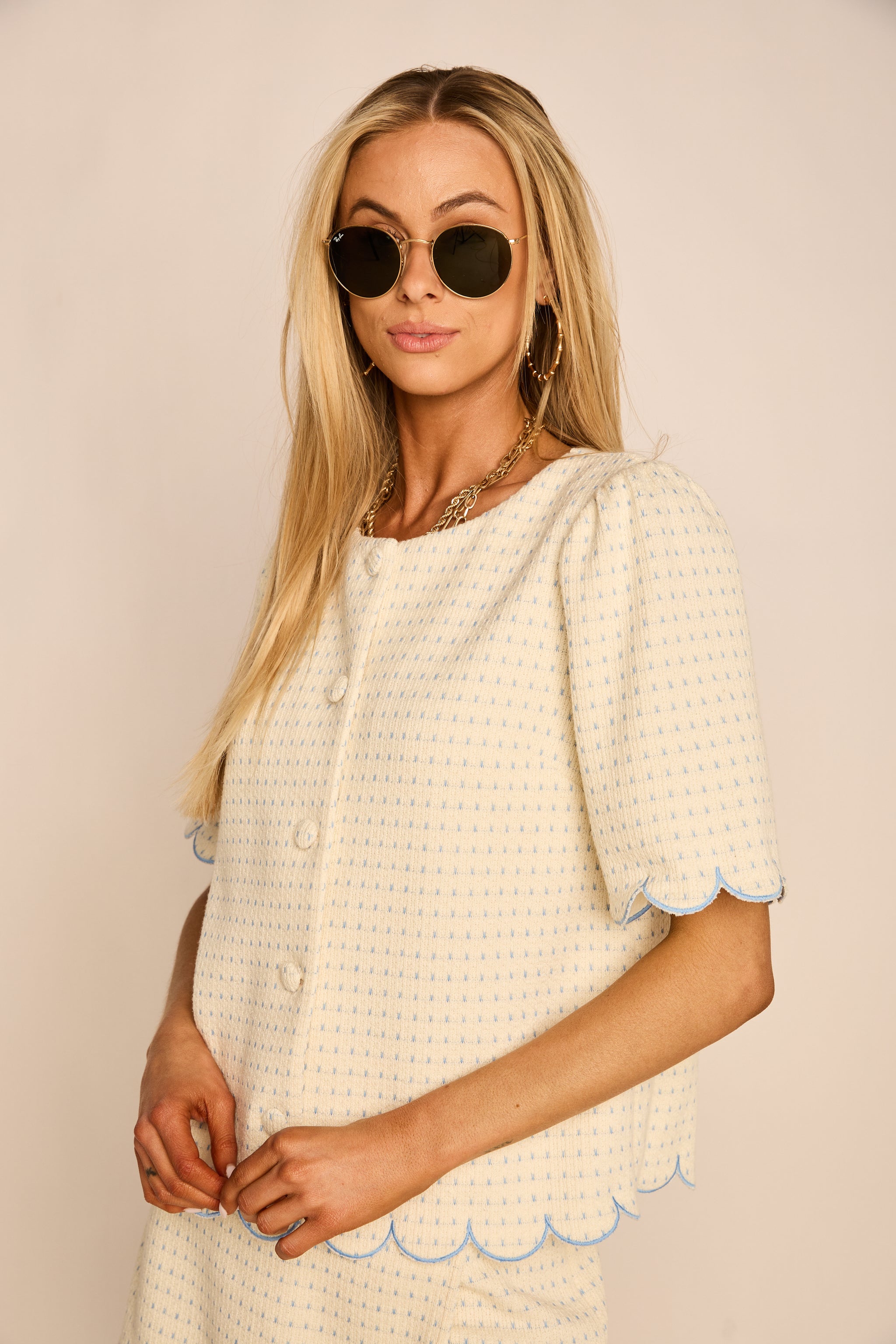 Isabel Embroidered Scallop Detail Button Down Top – fab'rik