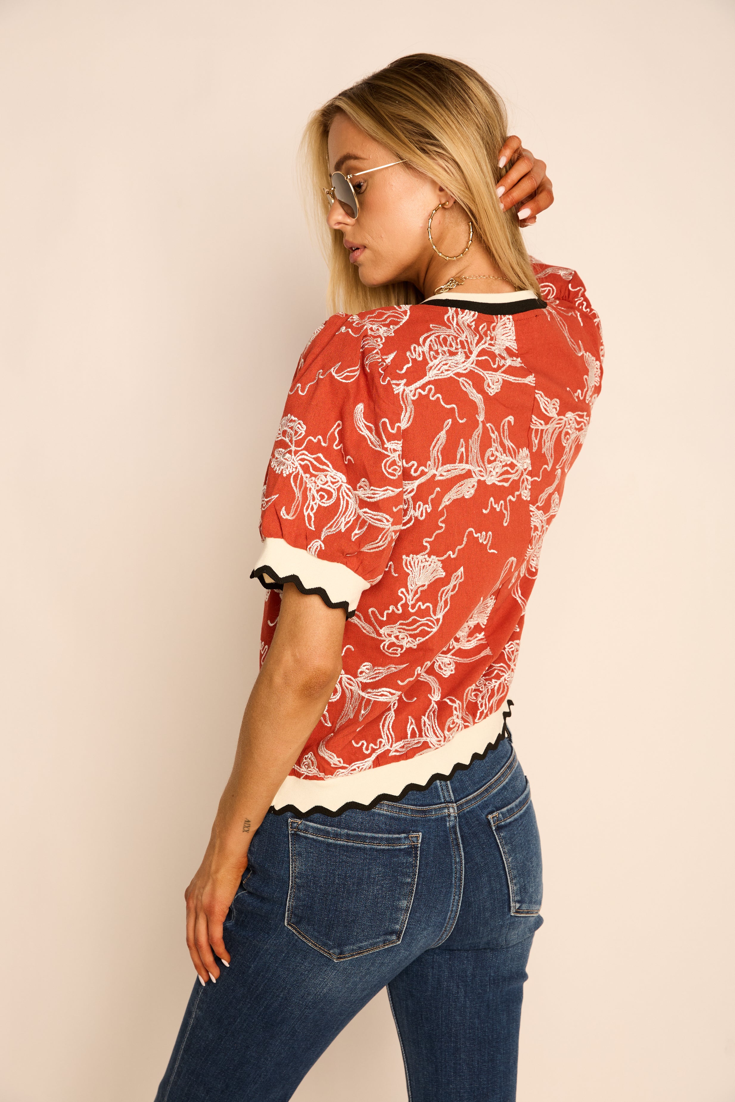 Jenna Floral Scalloped Top