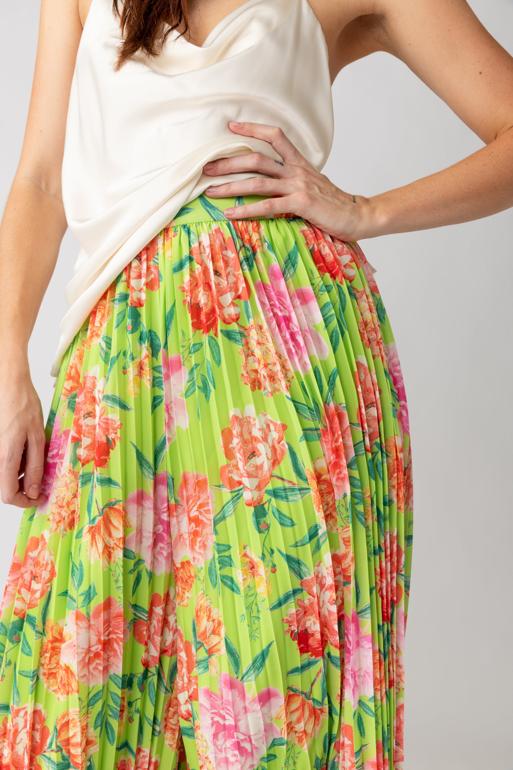 Sanchez Pleated Floral Print Pants - fab'rik