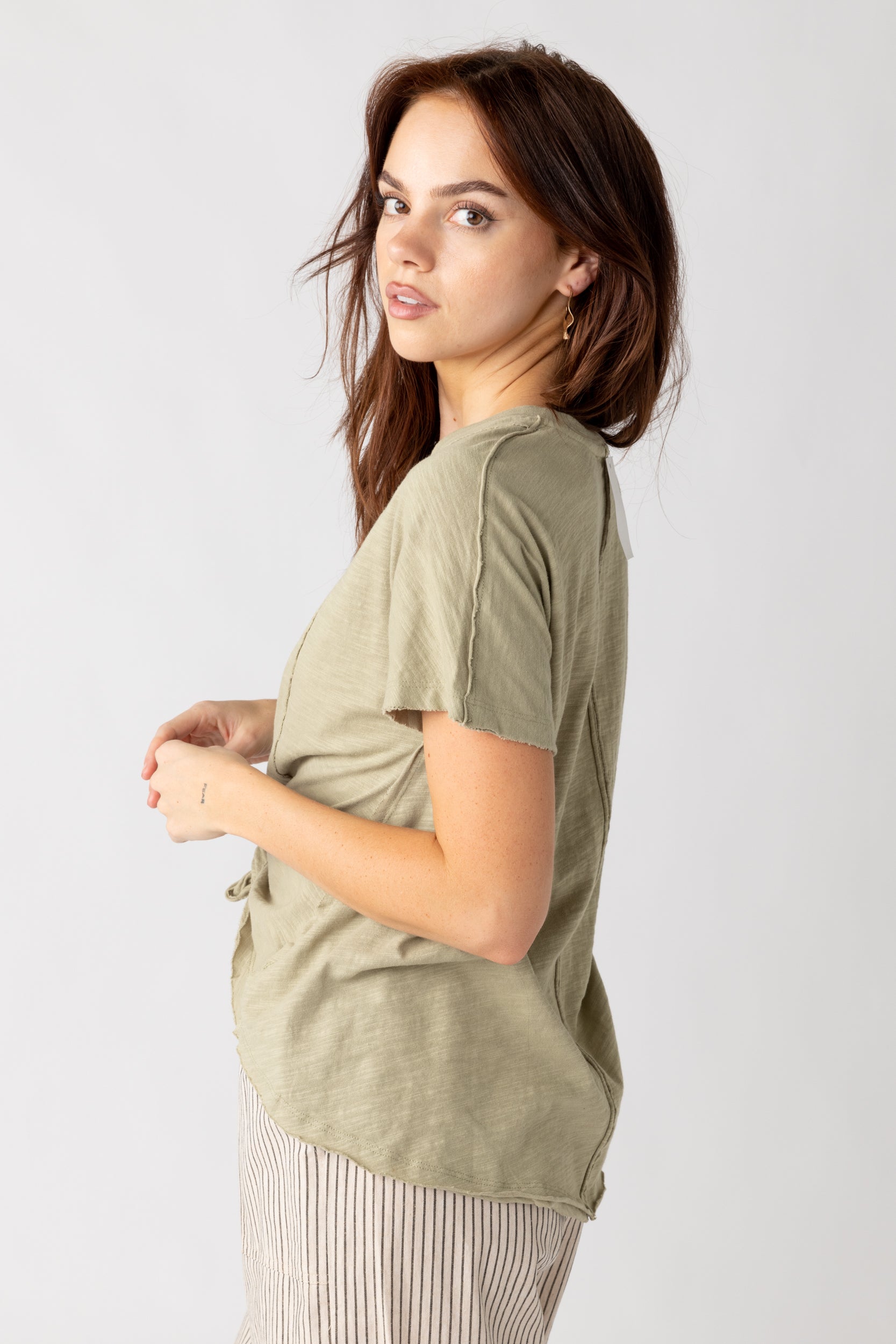 Stokes Scoop Neck Tee - fab'rik