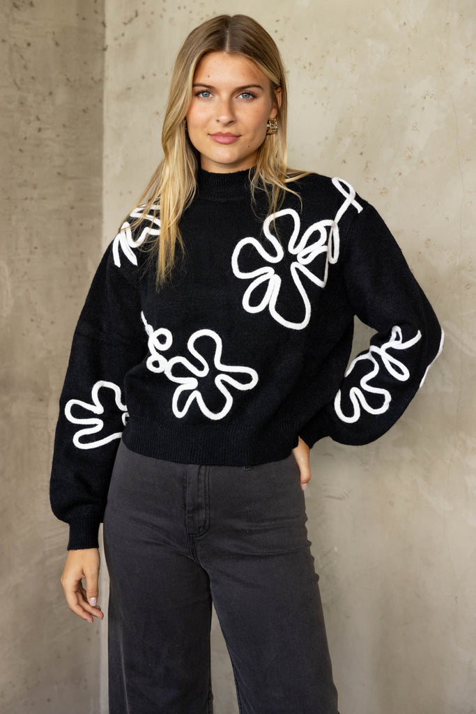 Kourt Flower Embroidered Sweater - fab'rik