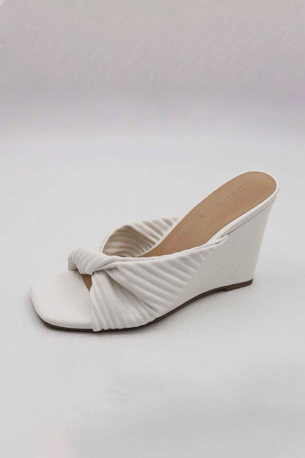 Publisher Twist Detail Wedge - fab'rik