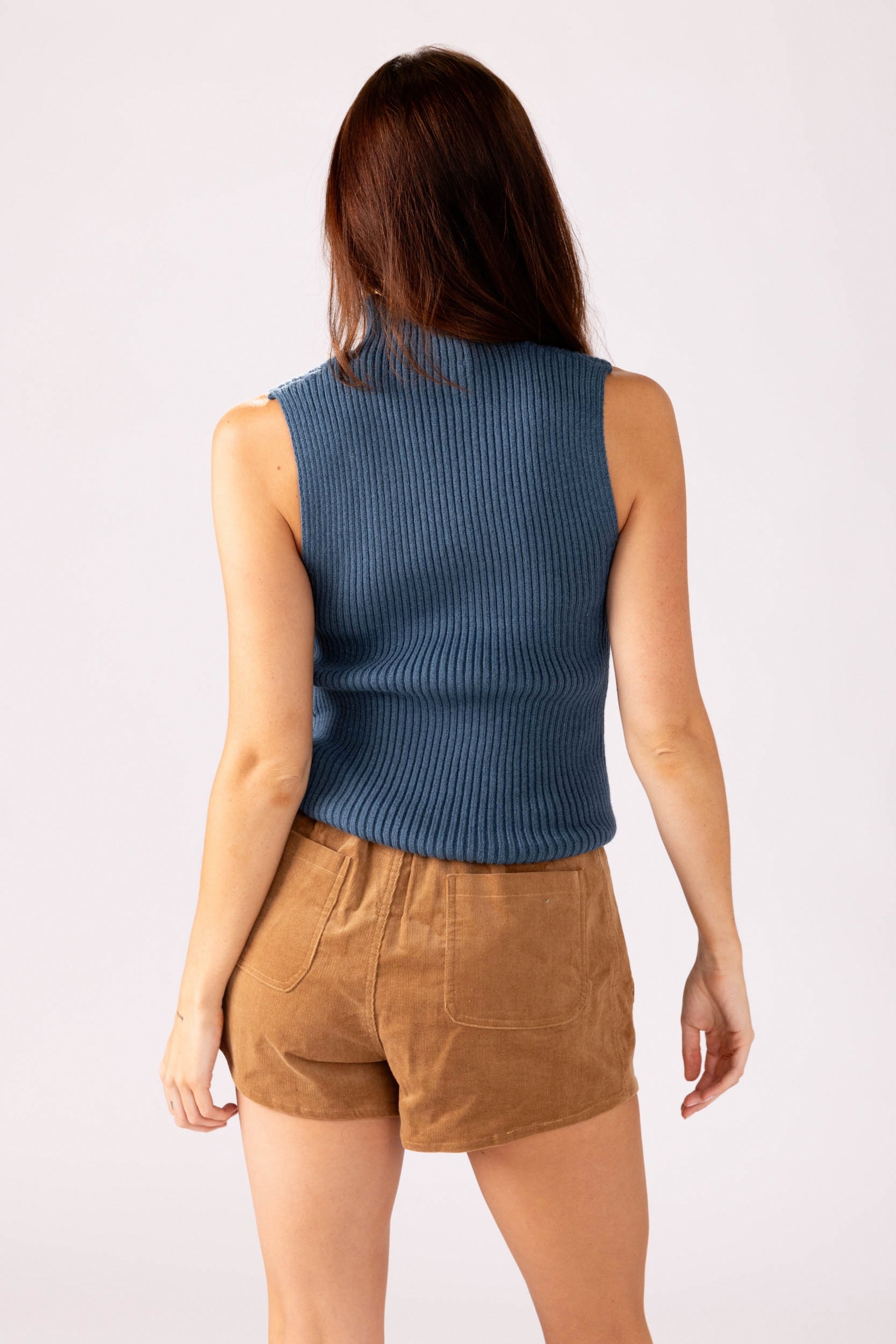 Kloe Sleeveless Sweater - fab'rik