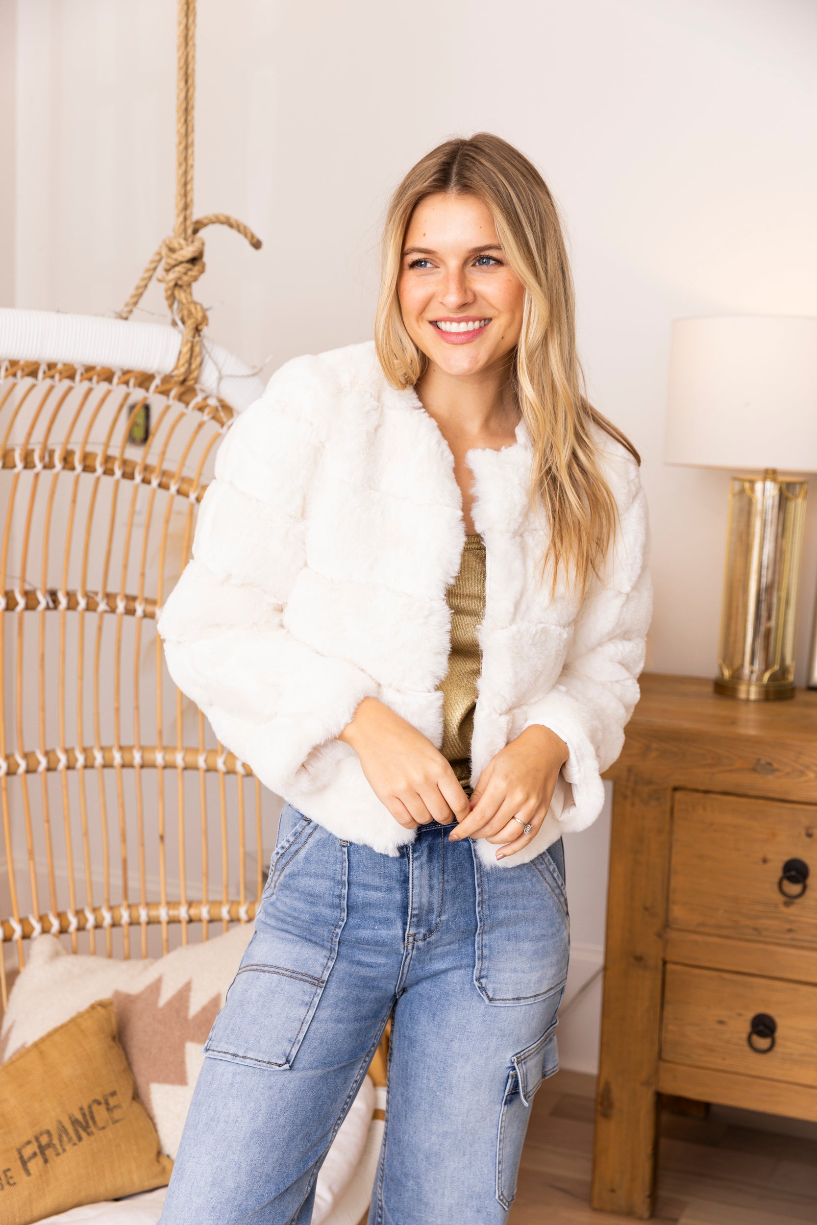 Rachel Faux Fur Jacket - fab'rik