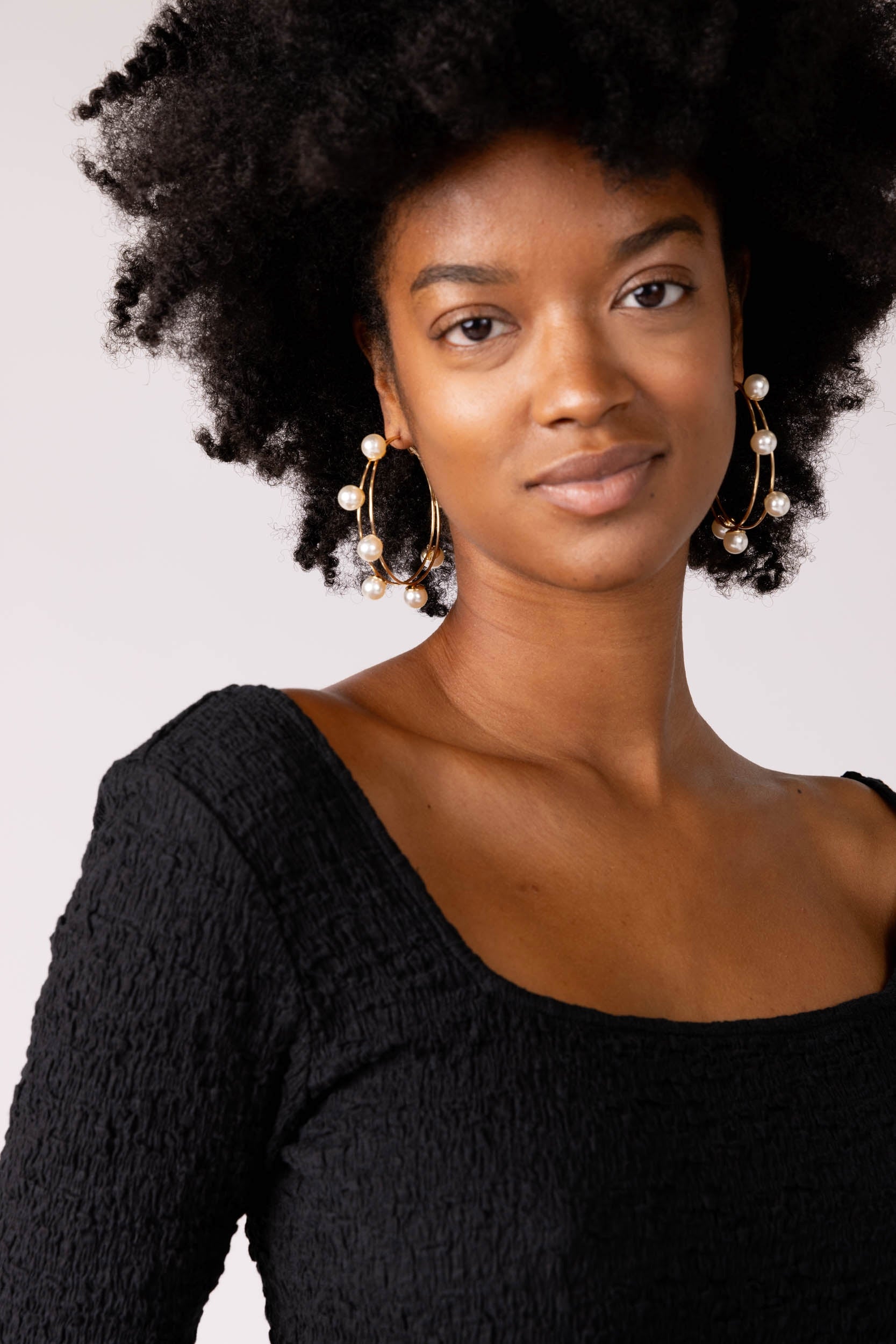 Leona Hoop Pearl Earrings - fab'rik