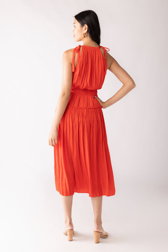 Callan Pleated Detail Midi Dress - fab'rik