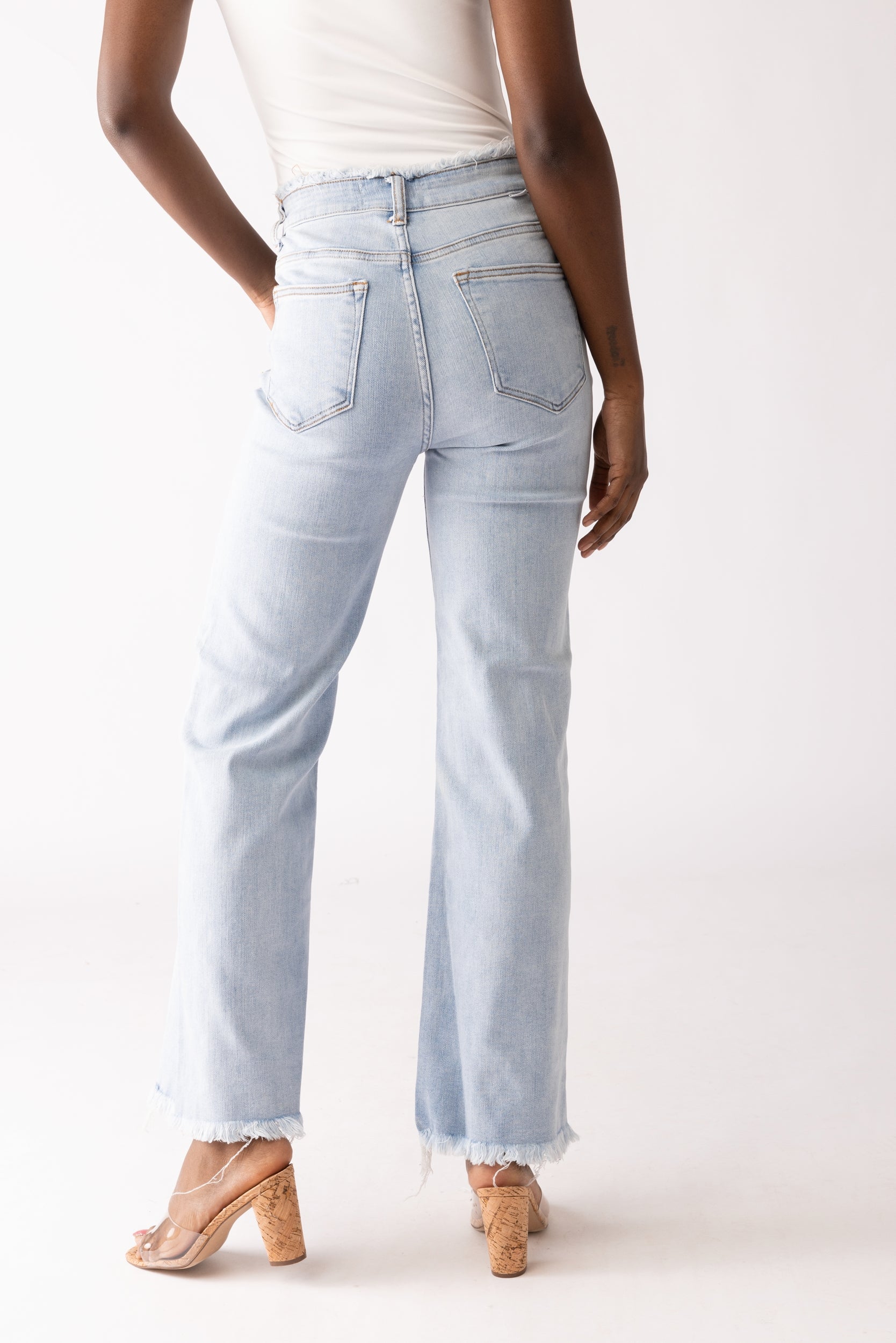 Chloe Frayed Hem Wide Leg Jeans - fab'rik
