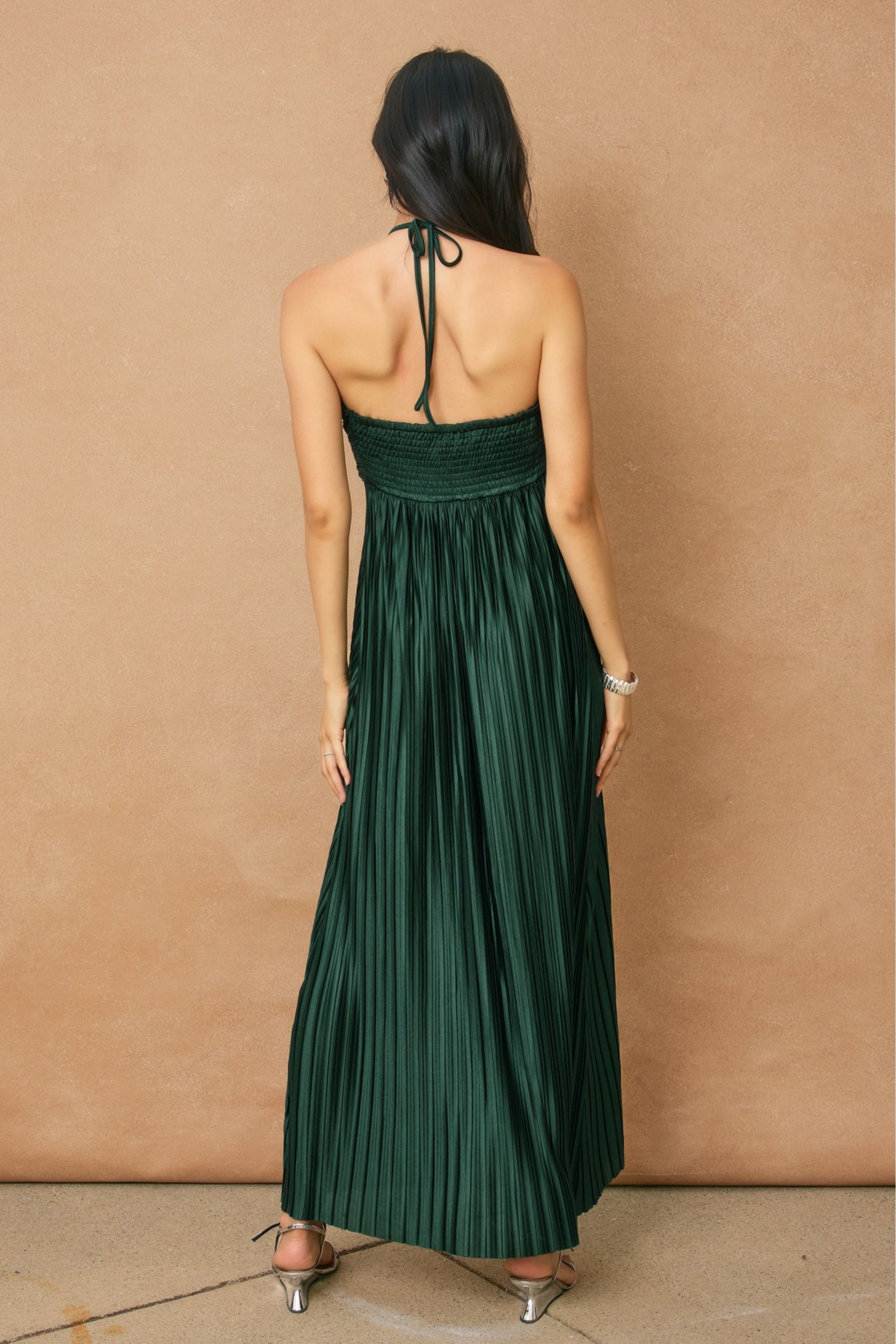 Brooklyn Pleated Halter Neck Maxi Dress – fab'rik