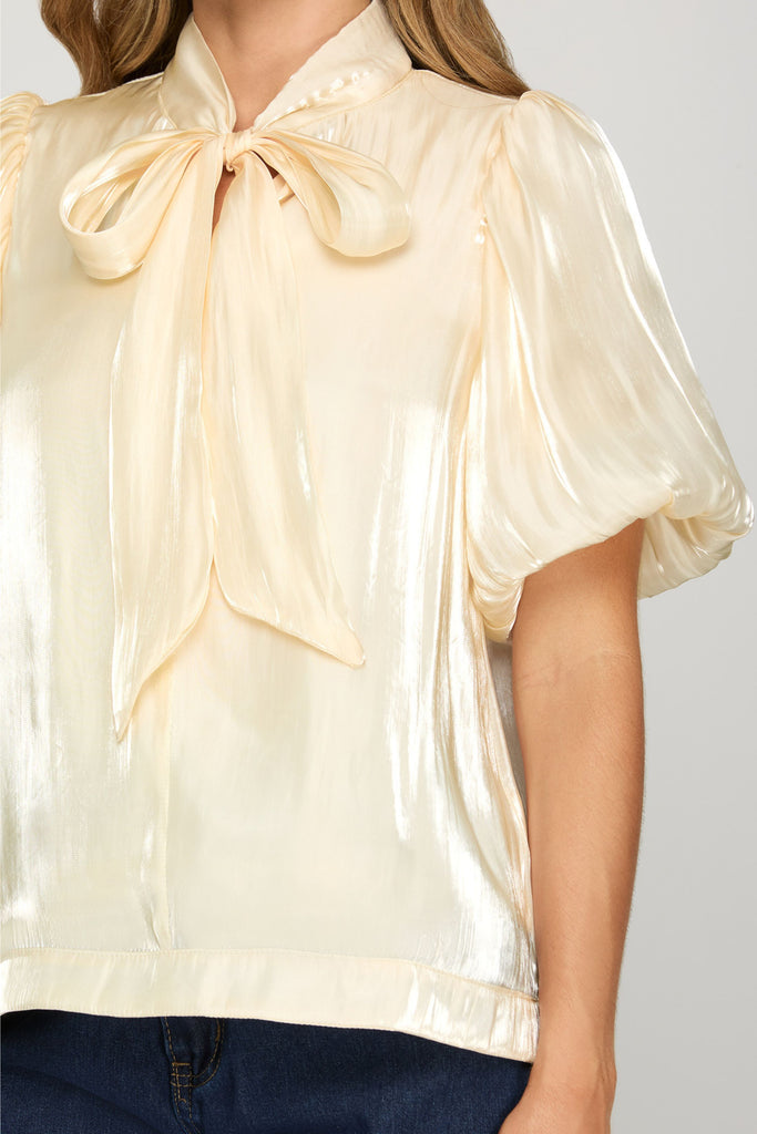 Carrie Short Puff Sleeve Top