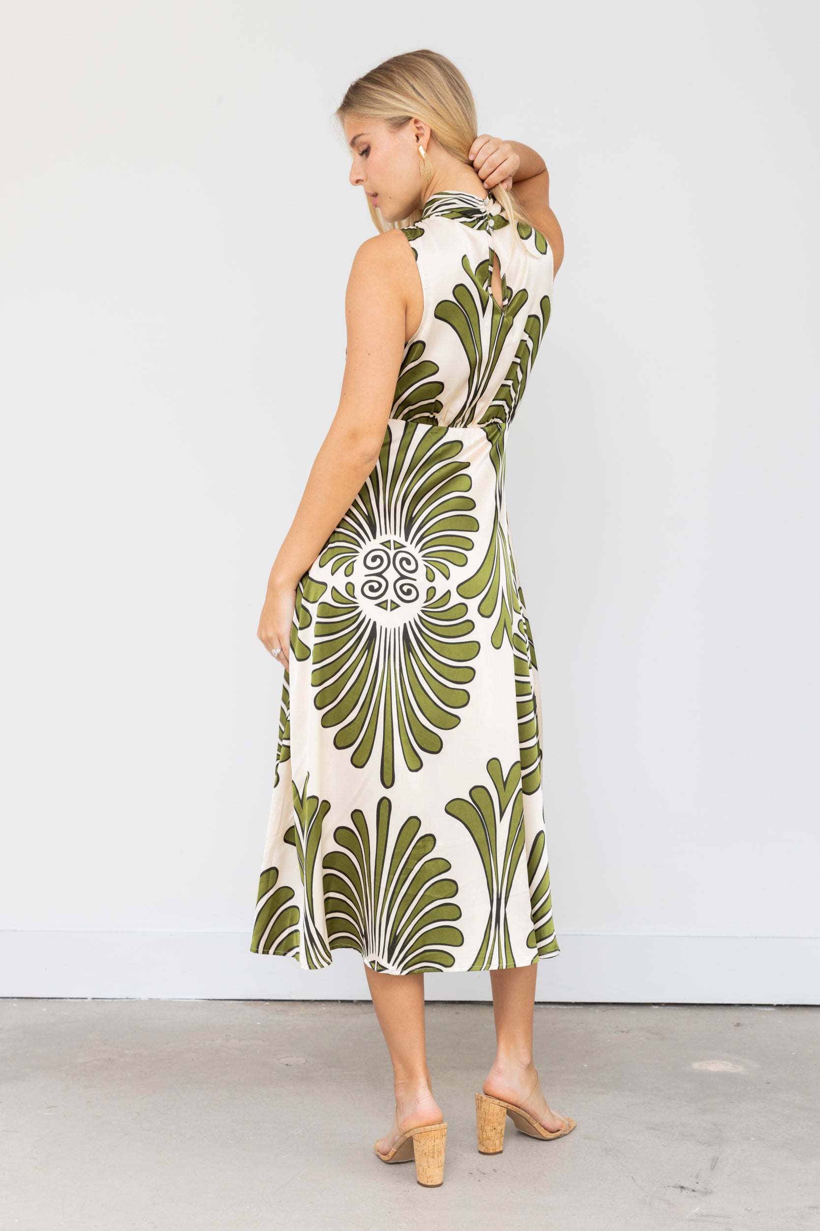 Colin Sleeveless Midi Dress - fab'rik