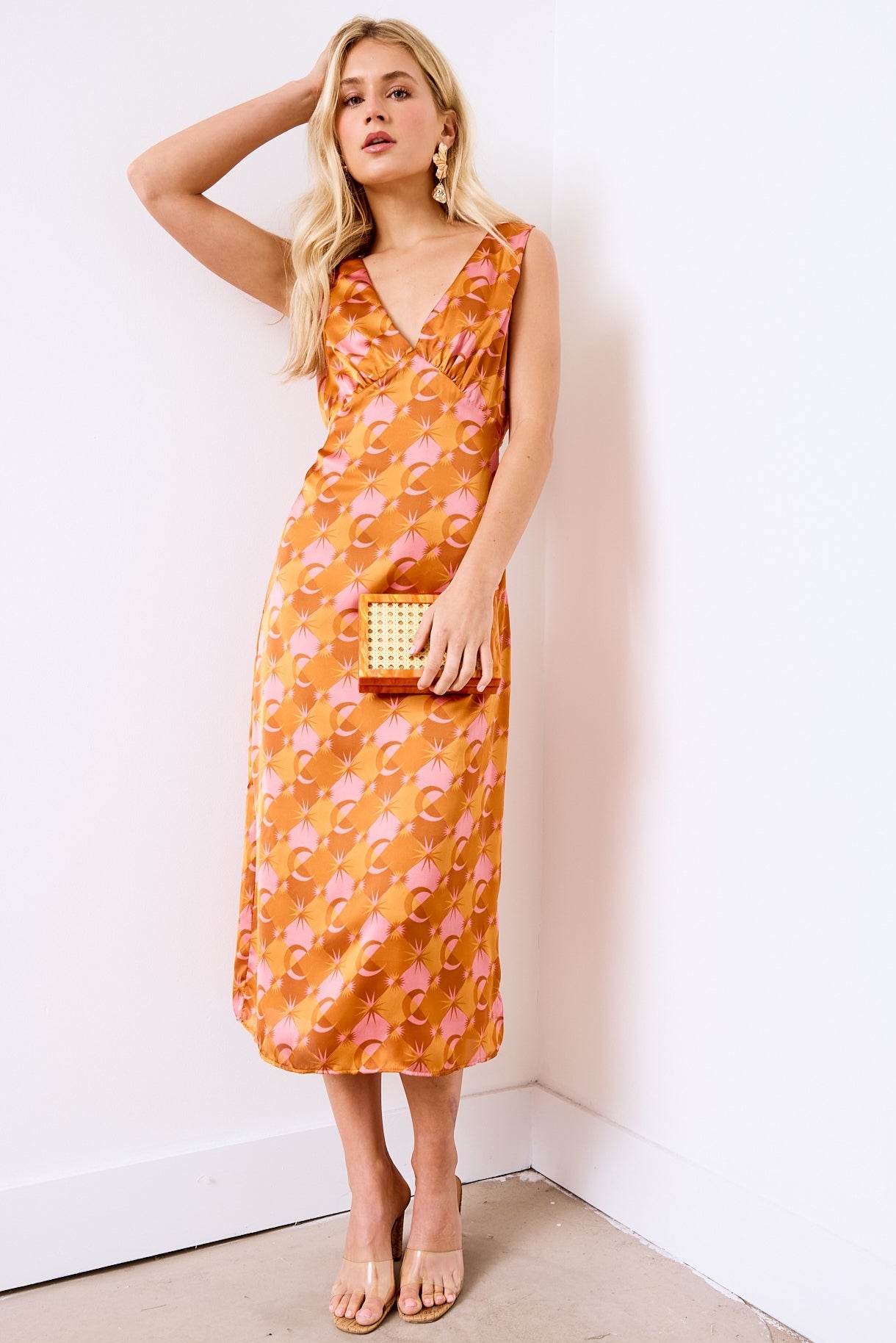 Riley V Neck Midi Dress - fab'rik