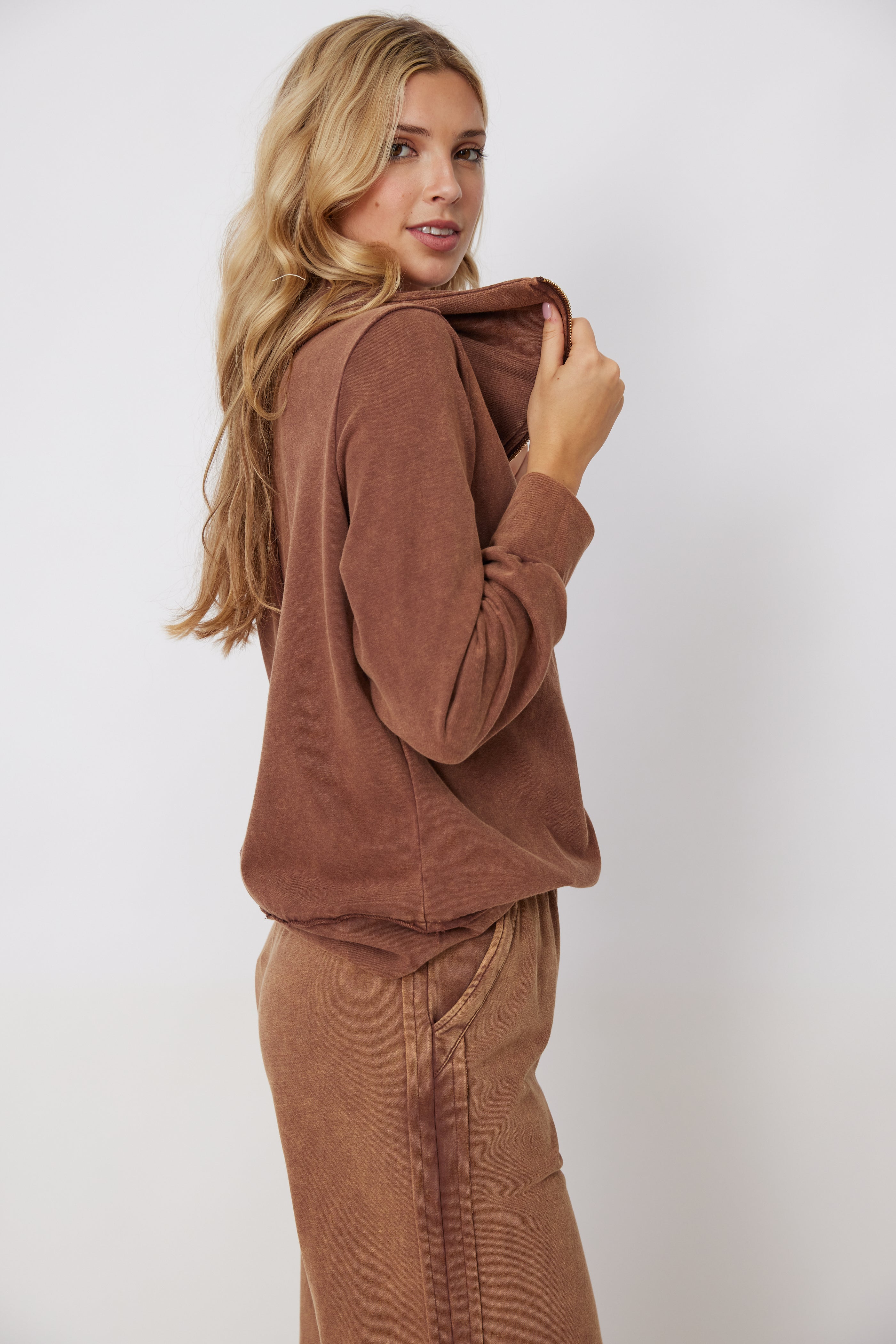 SALE - Brett Half Zip Pullover