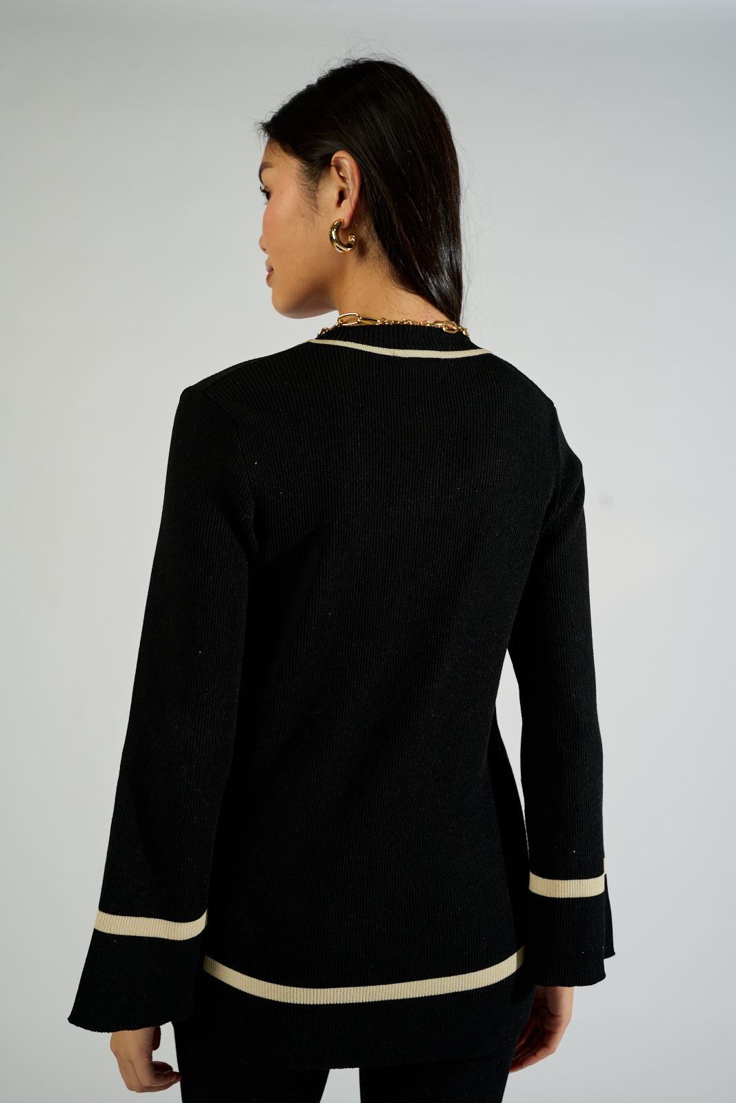 Blaire V Neck Sweater - fab'rik