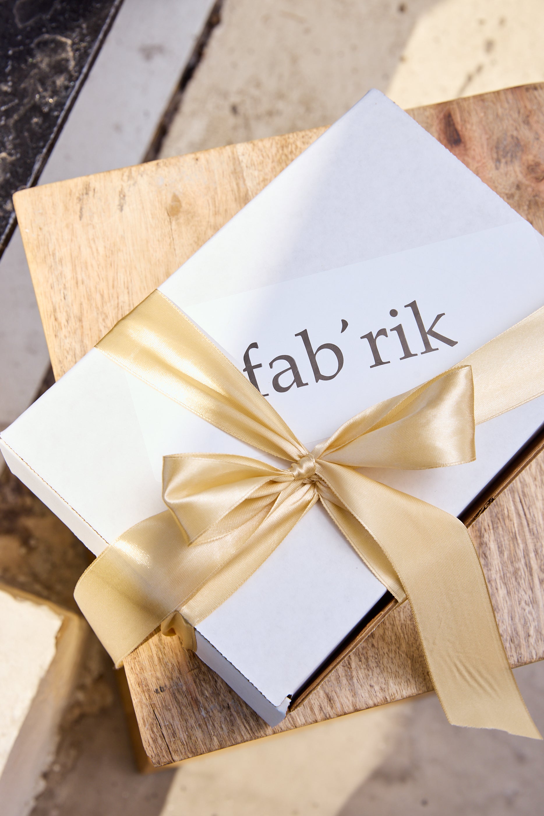 GRAD GIFT BOX - fab'rik
