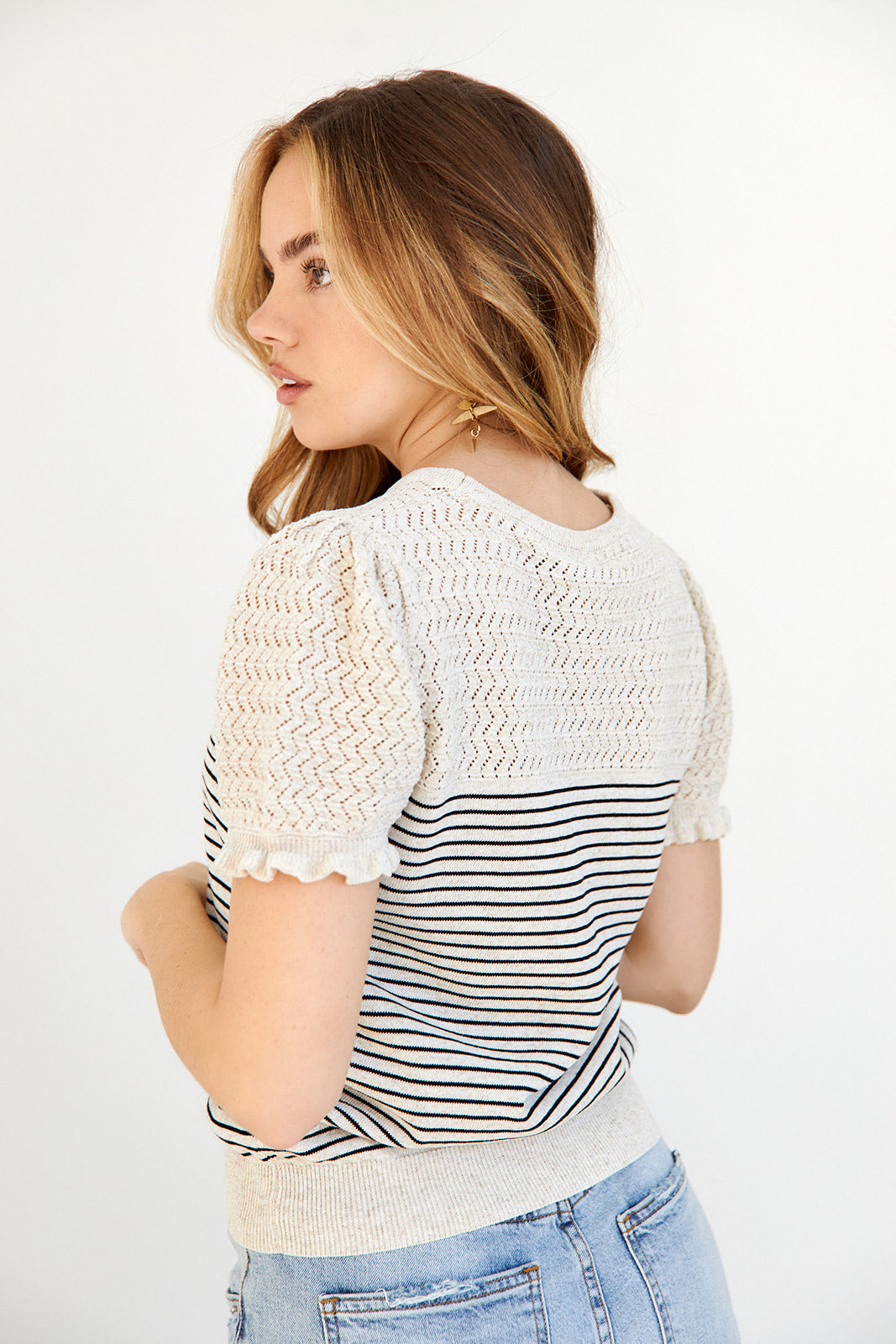 Darci Striped Short Sleeve Sweater - fab'rik