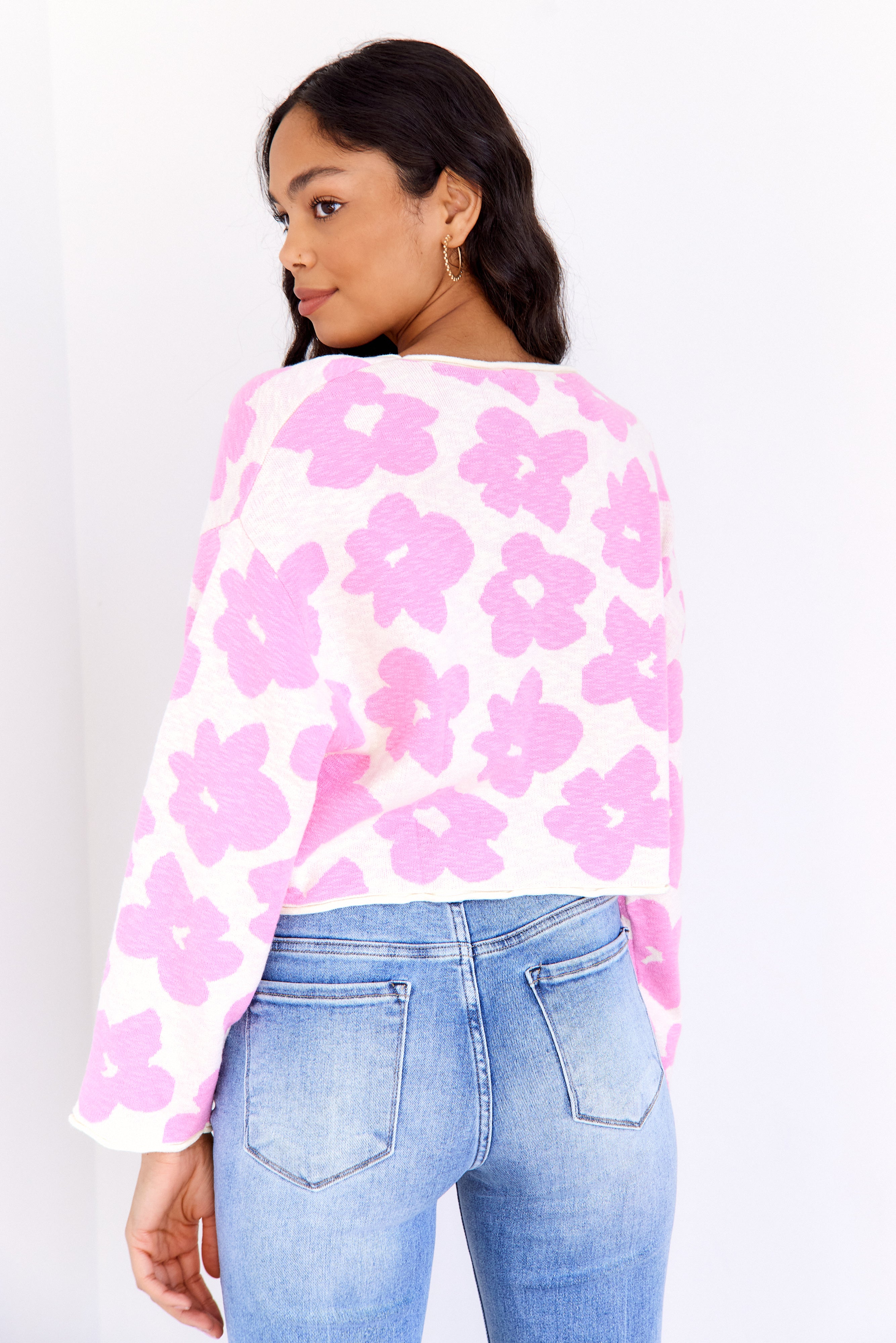 Lola Daisy Printed Crop Sweater - fab'rik