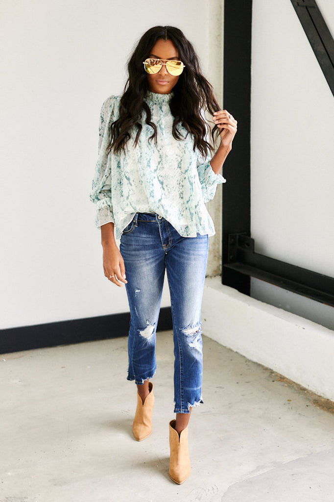 Elsie Distressed Crop Straight Jeans - fab'rik