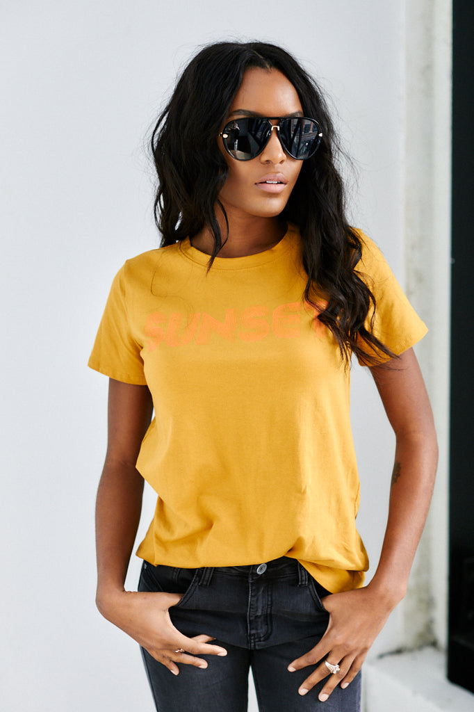 SALE - Sunset Graphic Tee - fab'rik
