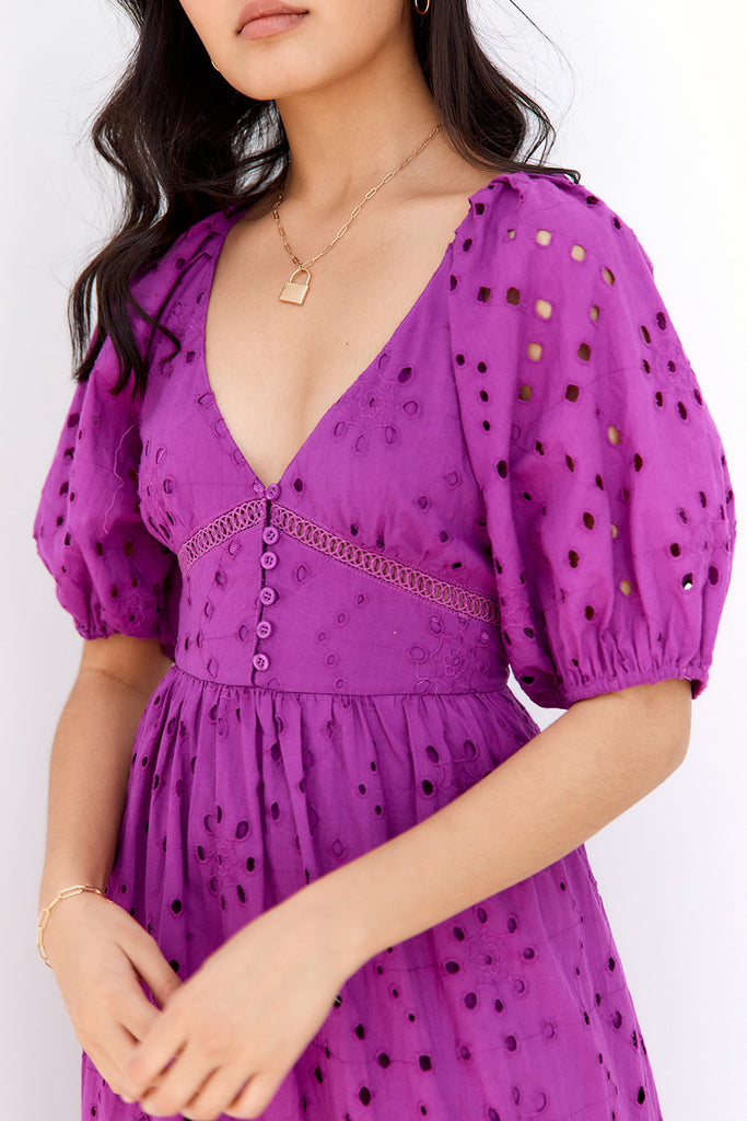 Raven Eyelet Midi Dress - fab'rik