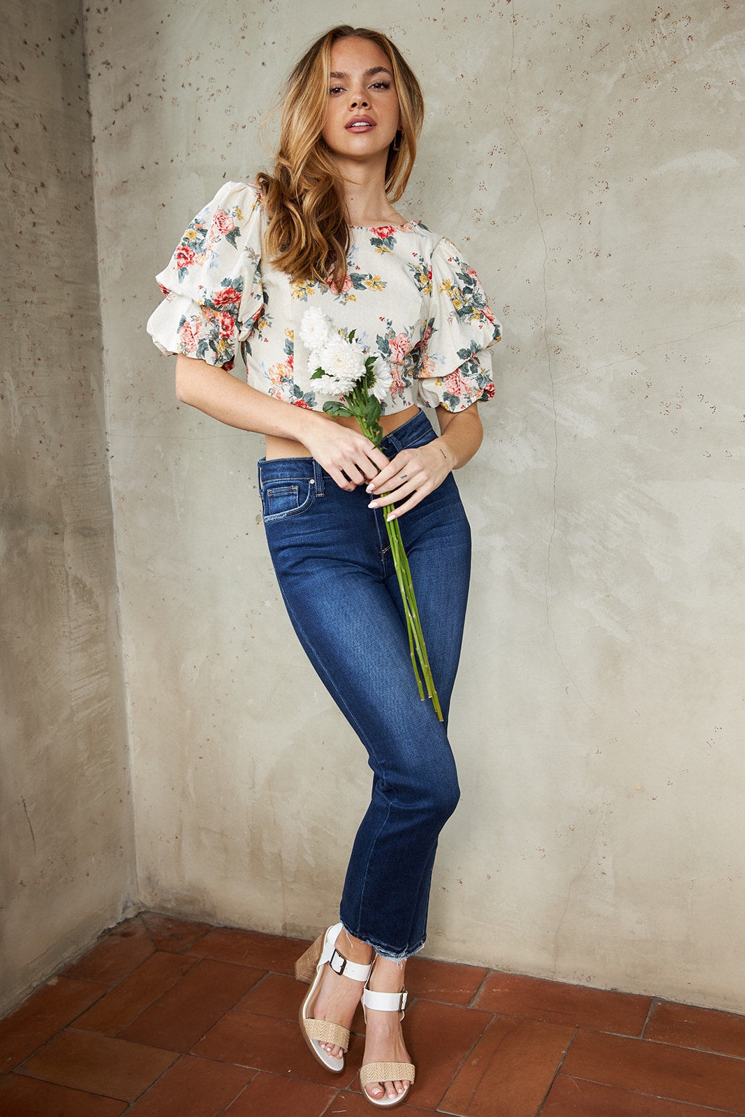 Clara Floral Puff Sleeve Cropped Blouse - fab'rik