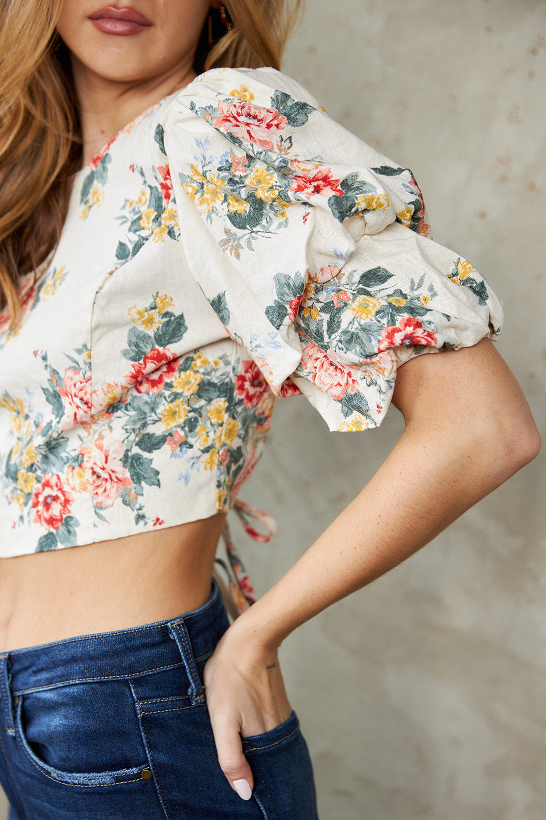 Clara Floral Puff Sleeve Cropped Blouse - fab'rik