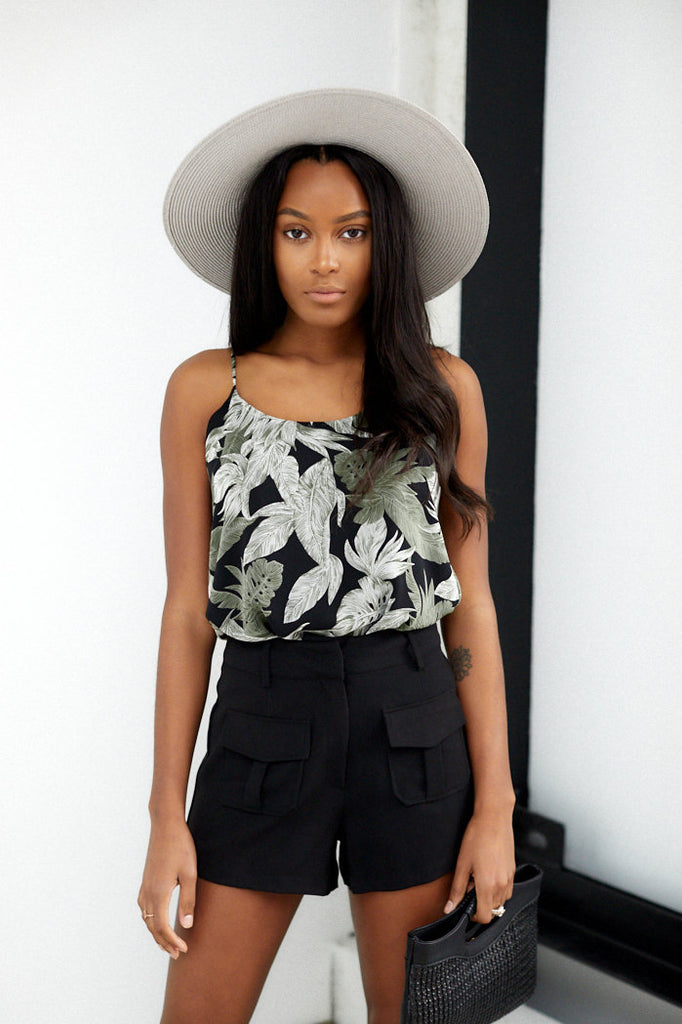SALE - Elizabeth Pocket Detail Shorts - fab'rik