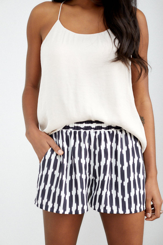 Elizabeth Printed Short - fab'rik