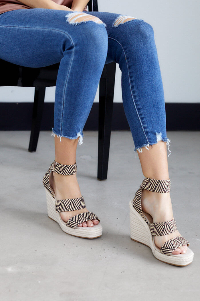 SALE - Cascade Pattern Raffia Wedge - fab'rik