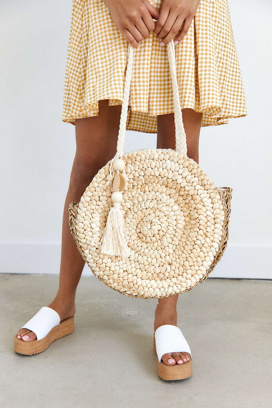Helena Circle Seagrass Shoulder Bag - fab'rik
