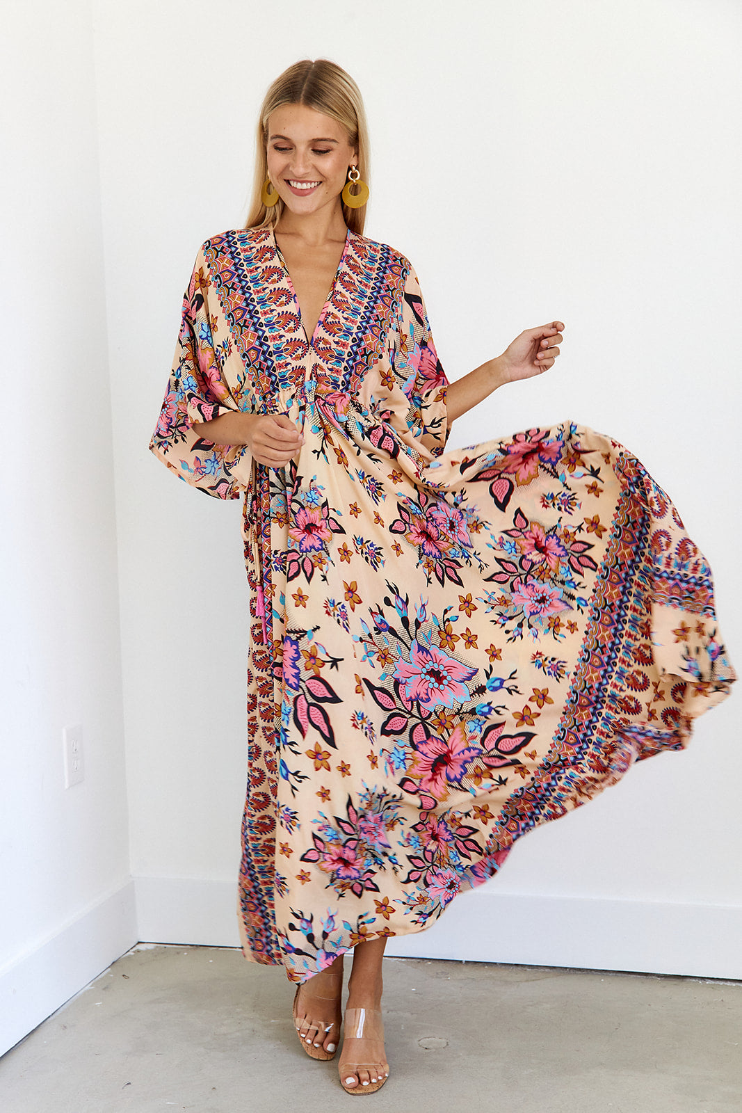 Gomez Floral Kimono Sleeve Maxi Dress - fab'rik