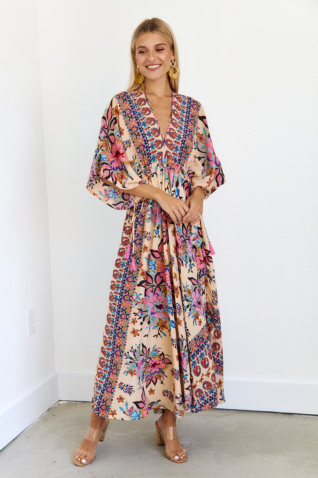 Gomez Floral Kimono Sleeve Maxi Dress - fab'rik