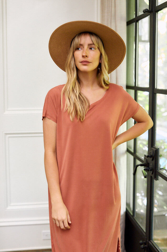 SALE - Sadie Curved Hem Knit Midi Dress - fab'rik