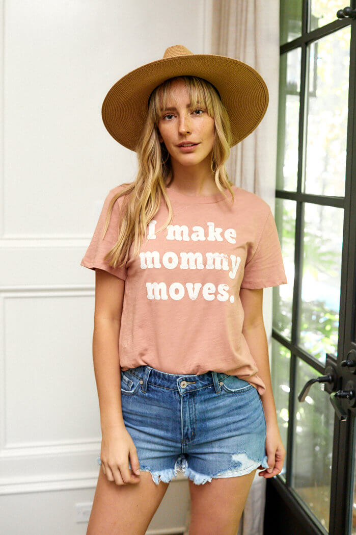 I Make Mommy Moves Graphic Tee - fab'rik