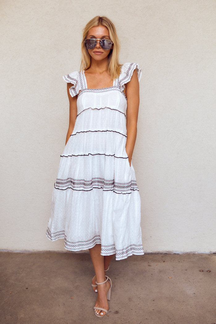 Moxy Short Sleeve Tiered Midi Dress - fab'rik