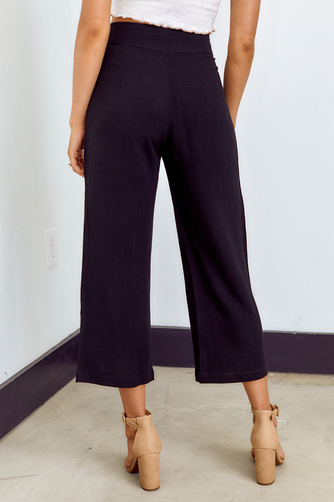 SALE - Sula Cropped Straight Leg Trouser - fab'rik