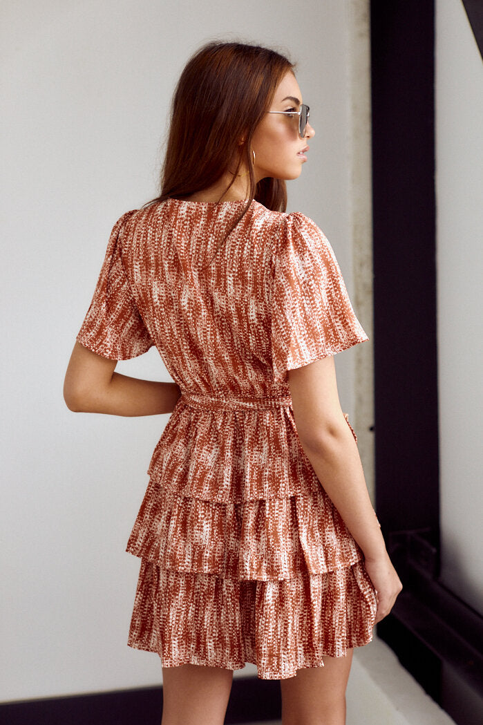 Decker Short Sleeve Printed Tiered Dress - fab'rik