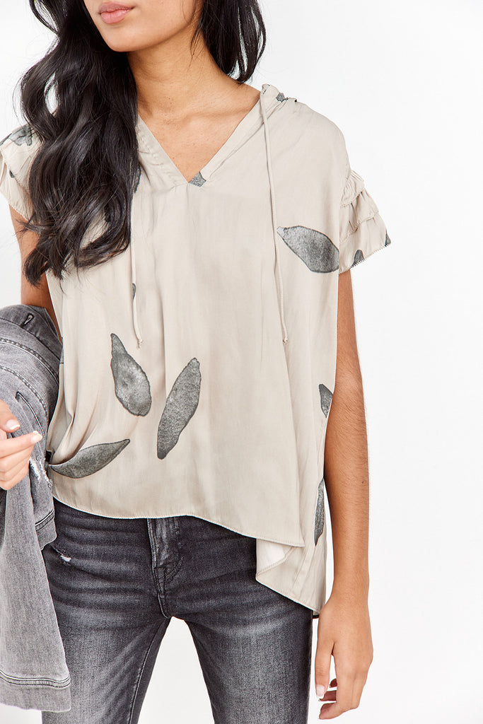 Lola Print Flutter Sleeve Blouse - fab'rik