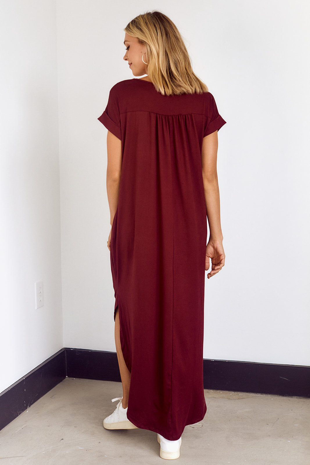 SALE - Rowes Short Sleeve Knit Midi Dress - fab'rik