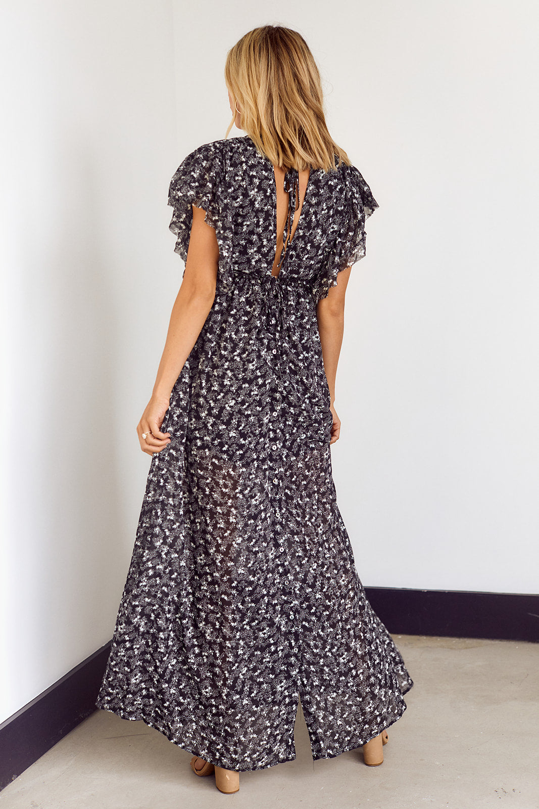 SALE - Inverness Ruffled Sleeve Floral Maxi Dress - fab'rik