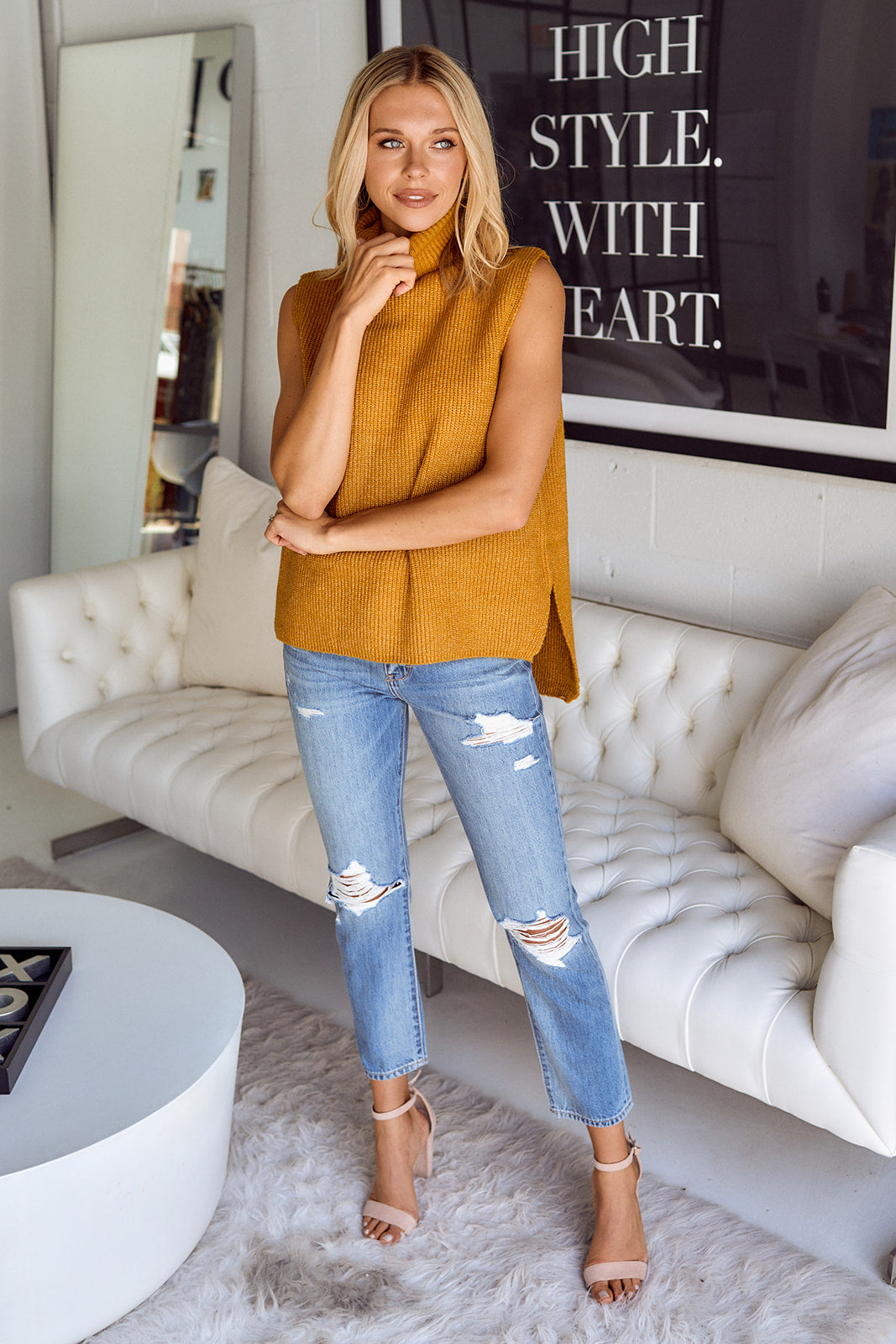 Garmon Sleeveless Turtleneck Sweater - fab'rik