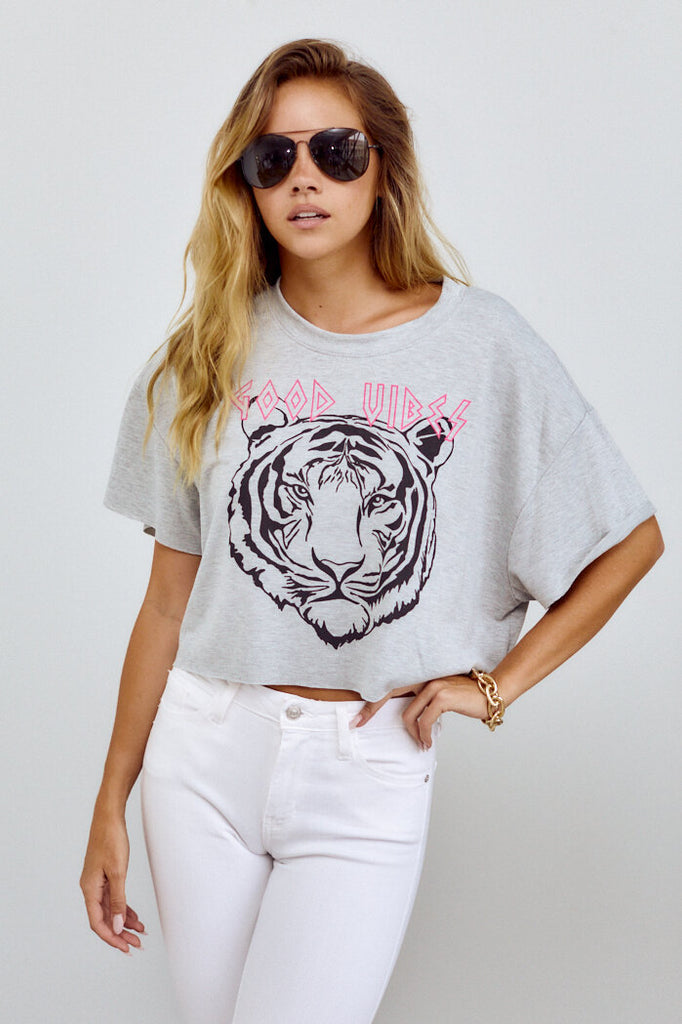 PreOrder Noelle Tiger Graphic Tee - fab'rik
