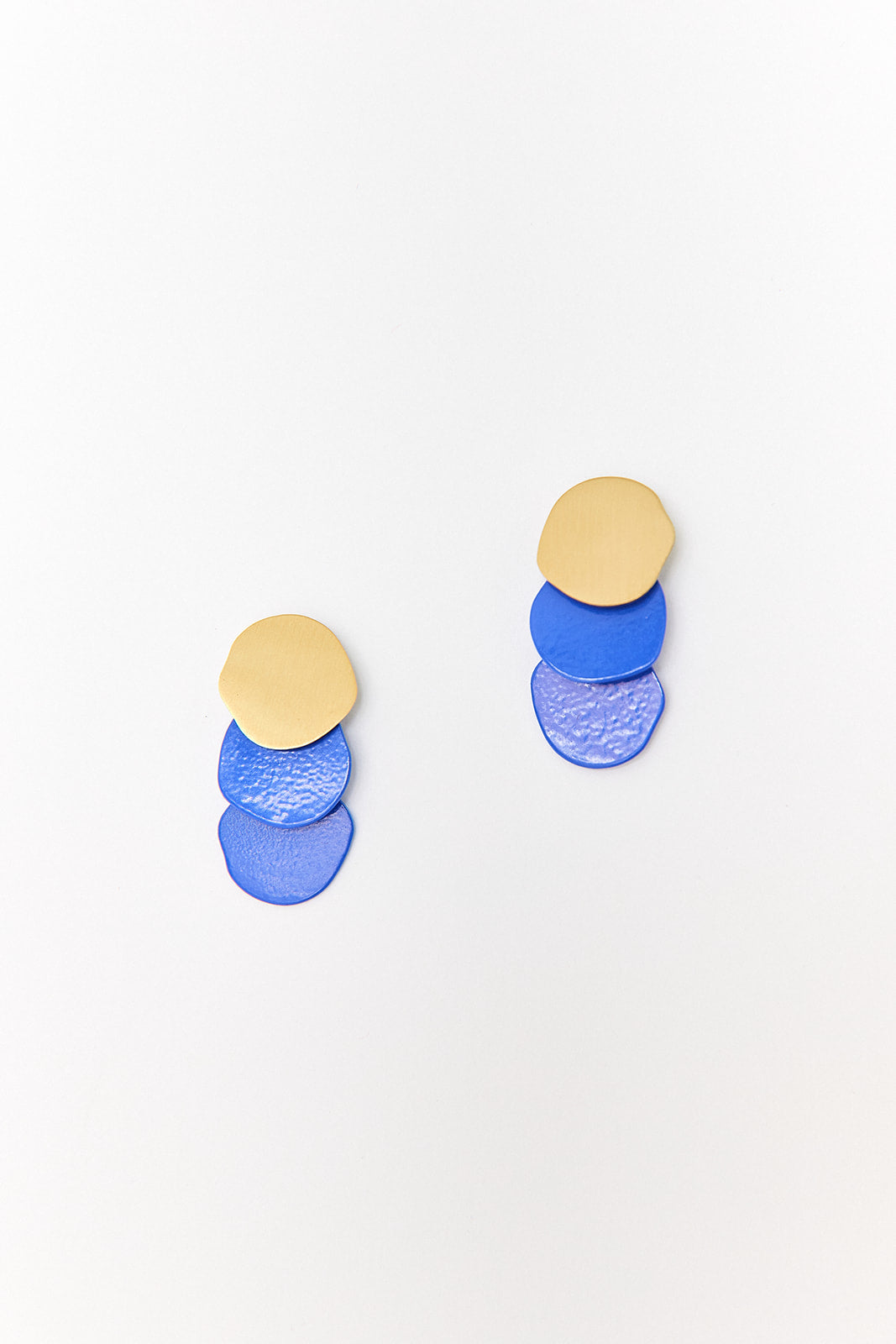Ink + Alloy Matte Brass Circle Earrings - fab'rik