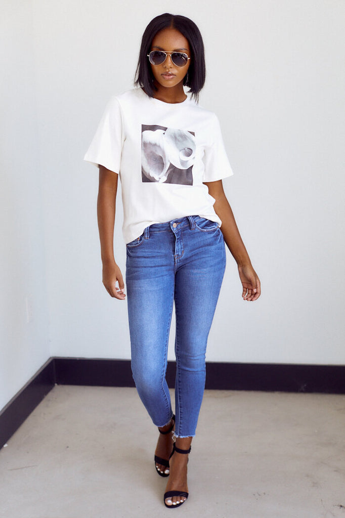 PreOrder Orchid Print Graphic Tee - fab'rik