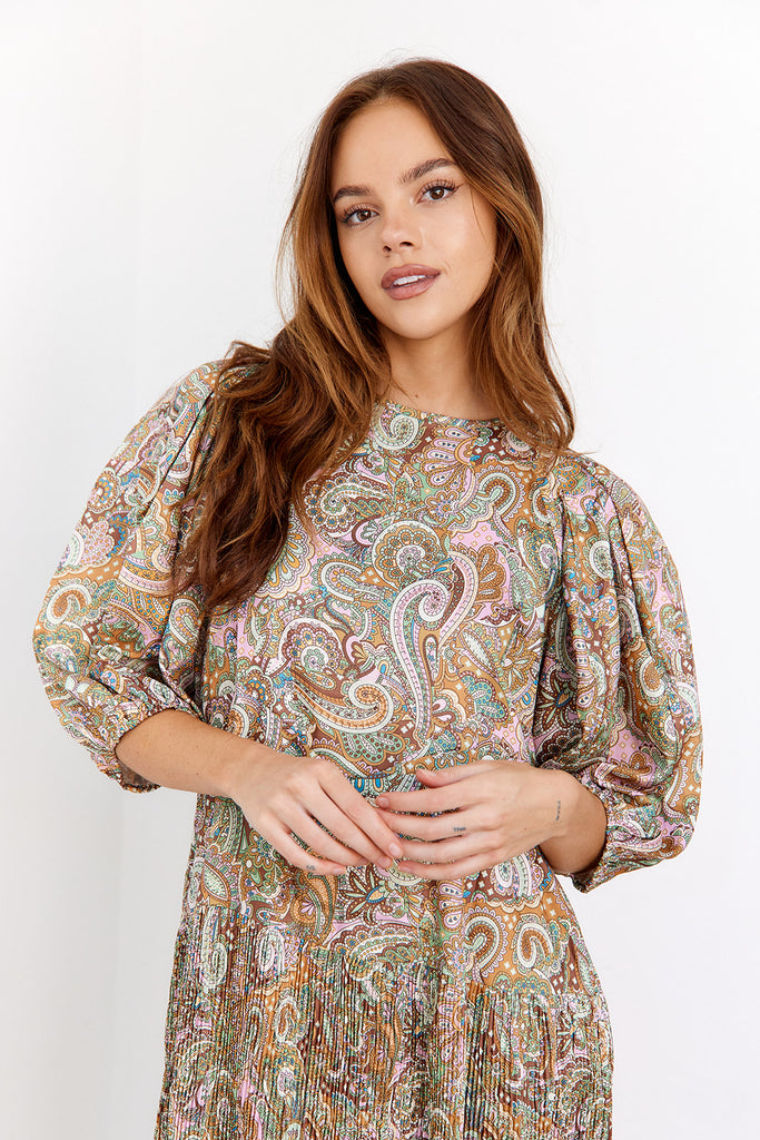 Kincade Puff Sleeve Midi Dress - fab'rik