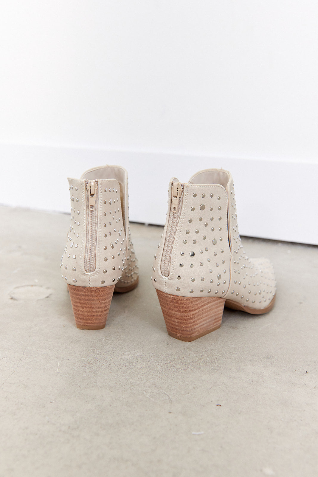 Yasime Studded Ankle Bootie - fab'rik