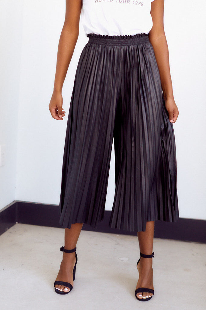 Preorder Tala Pleated Cropped Pant - fab'rik